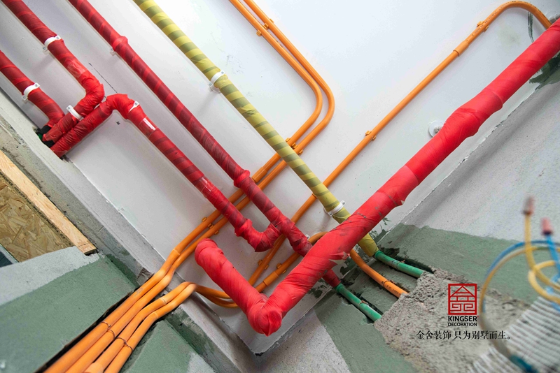  金舍東南智匯城191平瓦工在施工現場