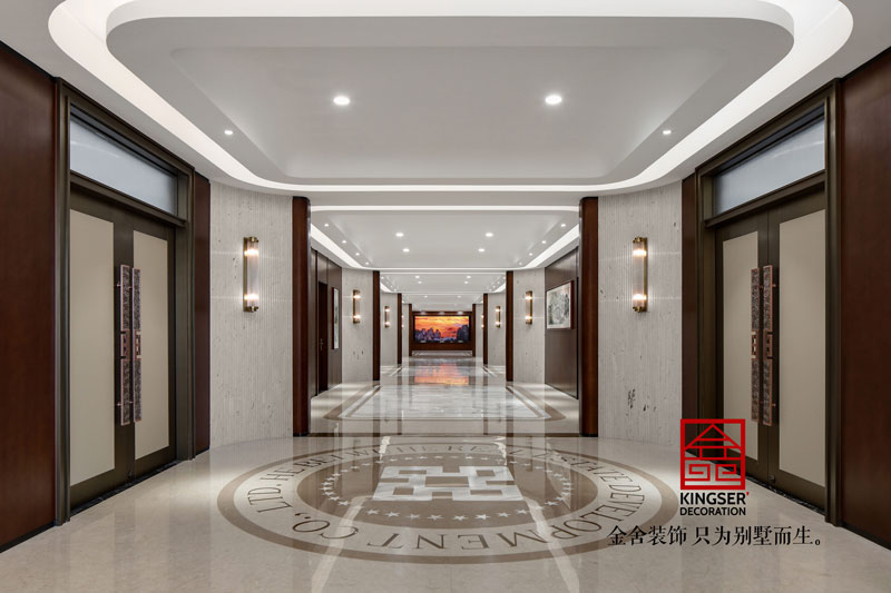 五合地產公司裝修2000平米中式風格實景圖  ?