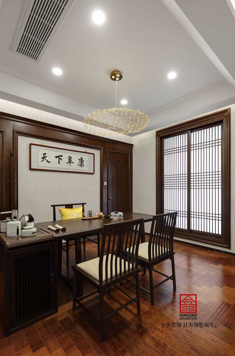 五合地產公司裝修2000平米中式風格實景圖  ?