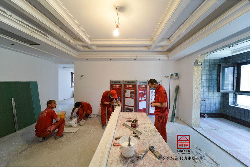 榮盛華府裝修施工現(xiàn)場油工階段