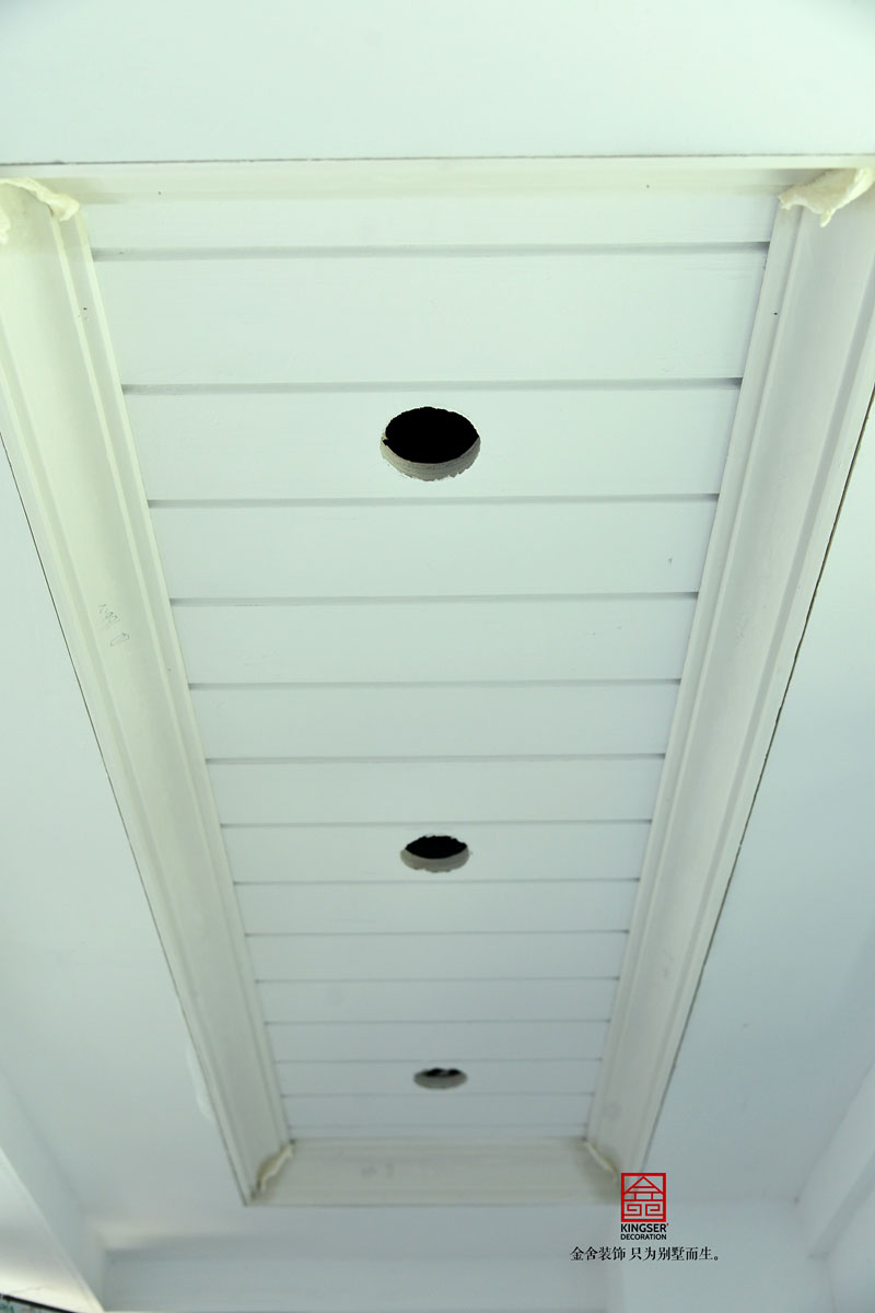 榮盛華府裝修施工現(xiàn)場油工階段