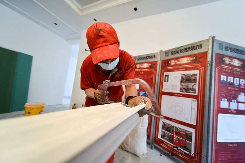 榮盛華府裝修施工現(xiàn)場油工階段