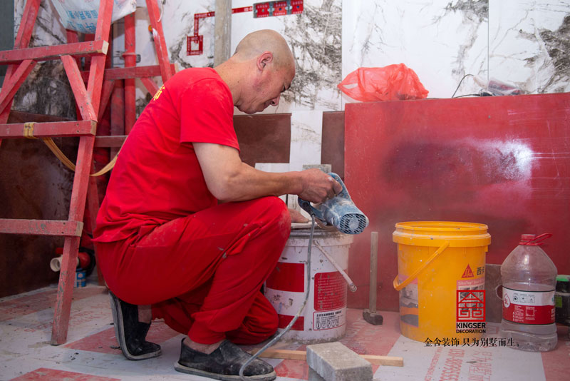融創中心裝修工地瓦工階段